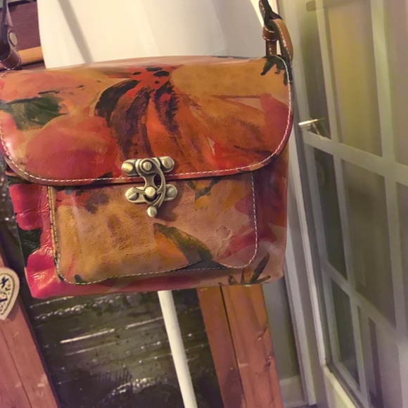 Patricia Nash 10th Anniversary Leandra leather crossbody bag - Picture 13 of 16